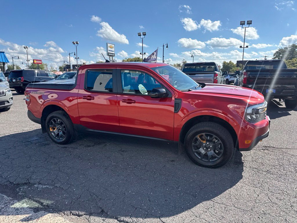Used 2024 Ford Maverick Tremor w/ Tremor Off-Road Package AWD/4WD image 8