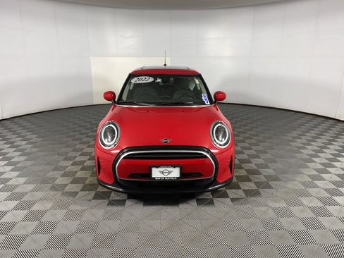 Certified 2022 MINI Cooper 2-Door Hardtop image 5