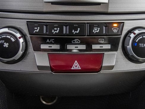 Used 2013 Subaru Legacy 2.5i Premium image 23