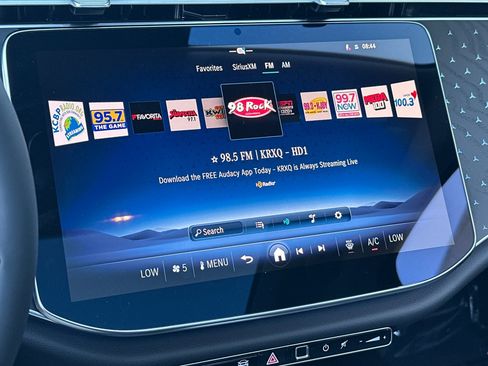 New 2026 Mercedes-Benz E 450 4MATIC Sedan image 17