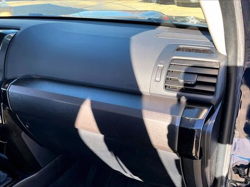 Used 2021 Toyota 4Runner TRD Off-Road image 17