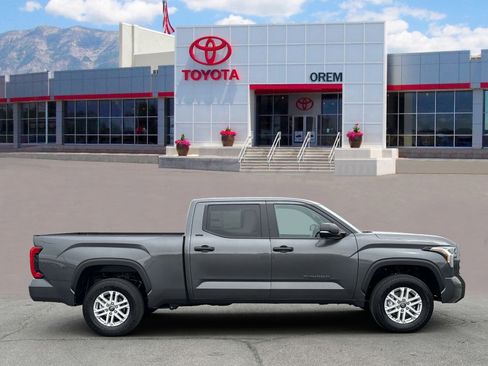 New 2026 Toyota Tundra SR5 w/ SR5 Convenience Package AWD/4WD image 5