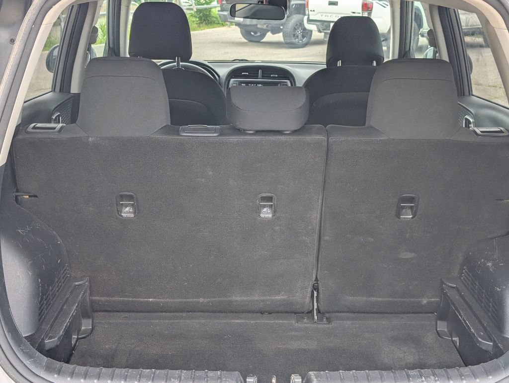 Used 2023 Kia Soul LX w/ LX Technology Package FWD image 23