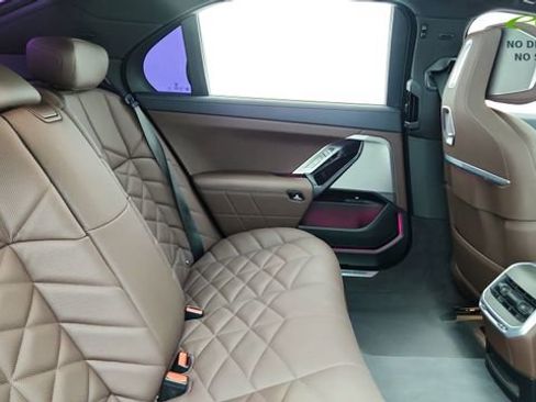 Used 2023 BMW 740i w/ Parking Assistance Package RWD image 24