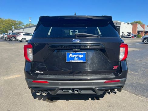 Used 2023 Ford Explorer ST image 41