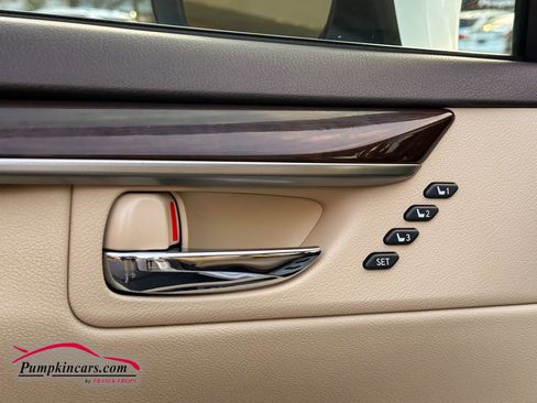 Used 2018 Lexus ES 350 w/ Navigation System Package image 27