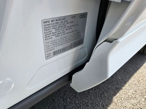 New 2026 Audi Q3 quattro 2.0T AWD/4WD image 18