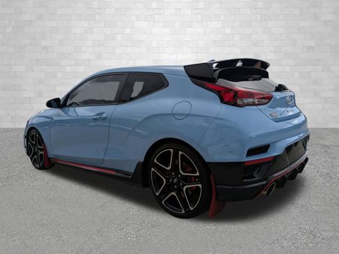 Certified 2022 Hyundai Veloster N FWD image 4