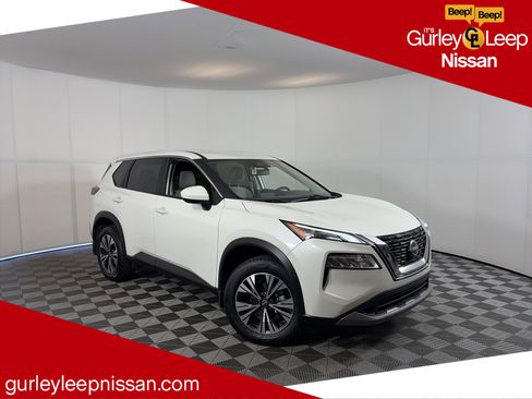 Used 2023 Nissan Rogue SV AWD/4WD image 1