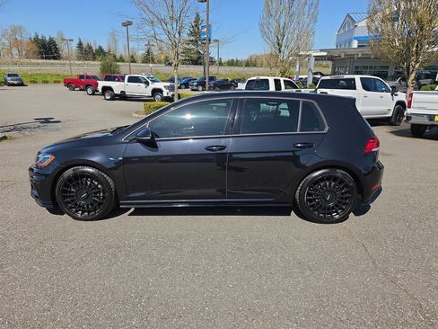 Used 2019 Volkswagen Golf R 4-Door image 3