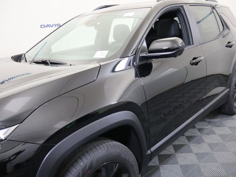New 2026 Chevrolet Equinox LT w/ Convenience Package II AWD/4WD image 13