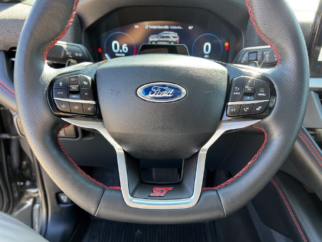 Used 2025 Ford Explorer ST AWD/4WD image 19