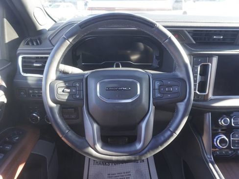 Used 2024 GMC Yukon Denali Ultimate image 10