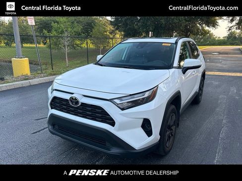 Used 2025 Toyota RAV4 XLE w/ Convenience Package FWD image 1