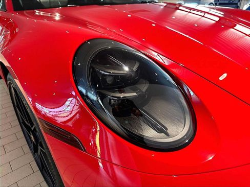 Used 2026 Porsche 911 Carrera GTS RWD image 15
