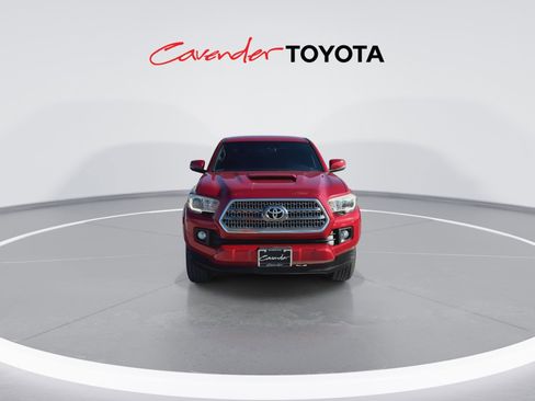 Certified 2017 Toyota Tacoma TRD Sport w/ Tow Package RWD image 3