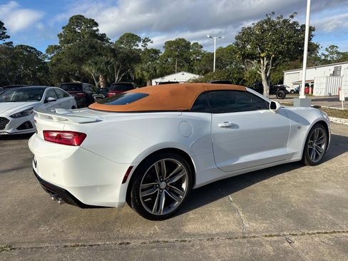 Used 2016 Chevrolet Camaro SS image 3