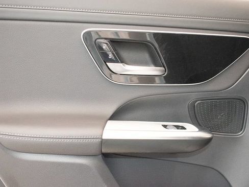 Used 2023 Mercedes-Benz GLC 300 4MATIC w/ AMG Line image 18