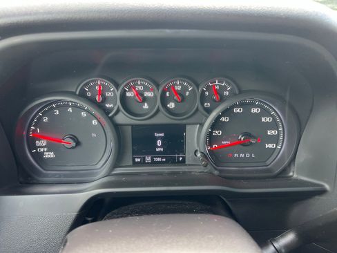 Used 2024 Chevrolet Silverado 1500 Custom Trail Boss AWD/4WD image 12