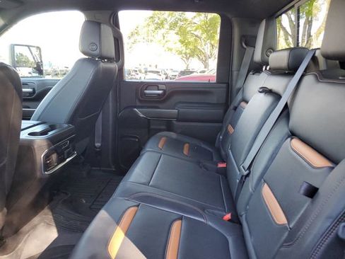 Used 2021 GMC Sierra 2500 AT4 w/ AT4 Premium Plus Package image 11