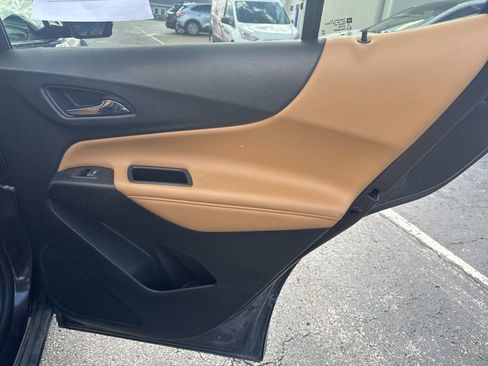 Used 2020 Chevrolet Equinox Premier image 34