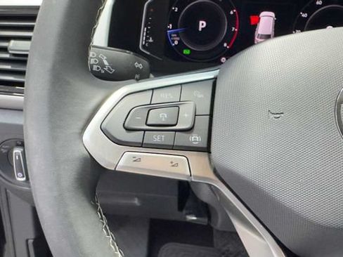 Used 2022 Volkswagen Atlas SE w/ Black Wheel Package FWD image 34
