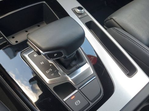 Certified 2025 Audi Q5 2.0T Premium AWD/4WD image 29