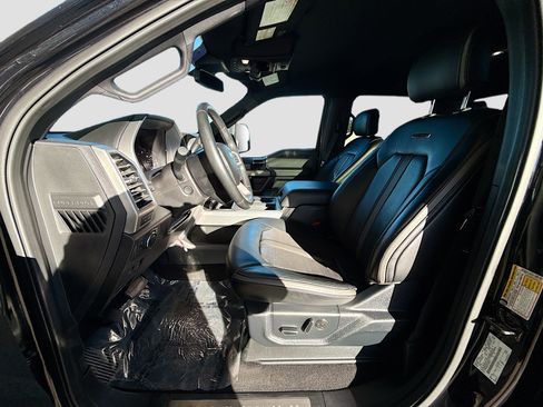 Used 2020 Ford F350 Platinum w/ Snow Plow Prep Package image 21