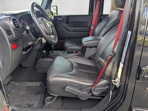 Used 2017 Jeep Wrangler Unlimited Rubicon image 15