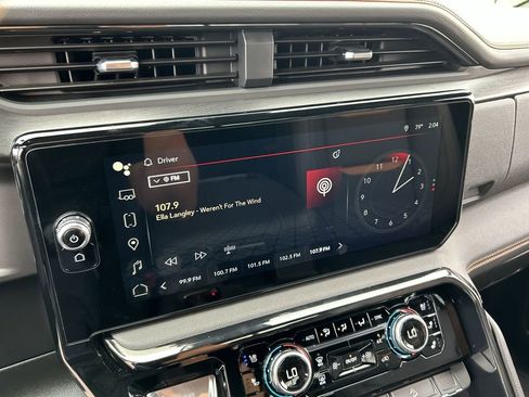 Used 2025 GMC Sierra 1500 AT4 w/ Technology Package image 13