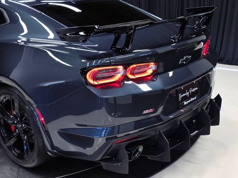 Used 2020 Chevrolet Camaro SS RWD image 57