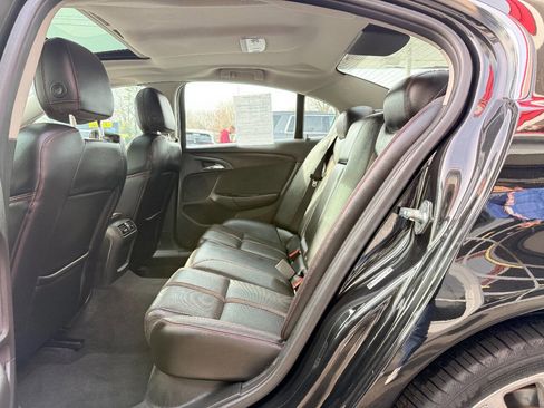 Used 2014 Chevrolet SS image 30