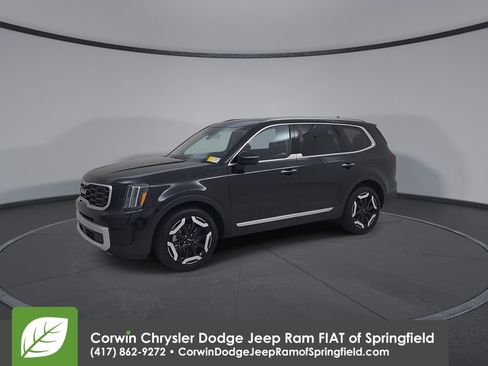 Used 2025 Kia Telluride S AWD/4WD image 6