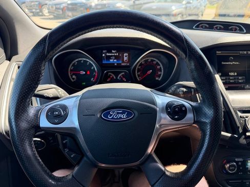 Used 2014 Ford Focus ST w/ Equipment Group 202A FWD image 17