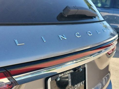 Certified 2020 Lincoln Corsair FWD w/ Convenience Package image 11