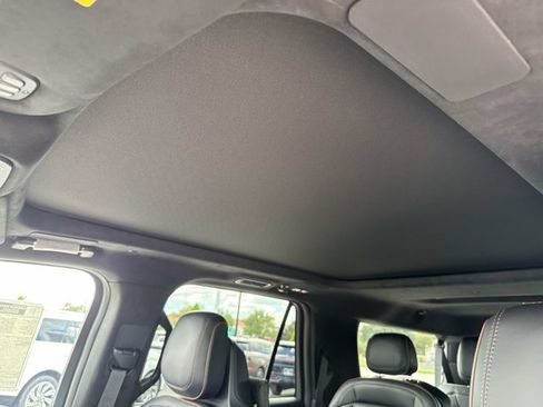 New 2025 Lincoln Navigator L Black Label image 33