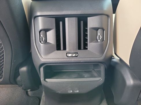 Used 2025 BMW X3 M50 w/ Premium Package AWD/4WD image 11