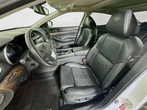 Used 2018 Nissan Maxima Platinum image 13