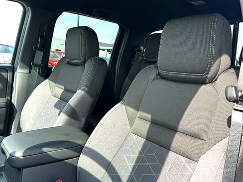 New 2026 Nissan Frontier SV w/ SV Convenience Package image 11