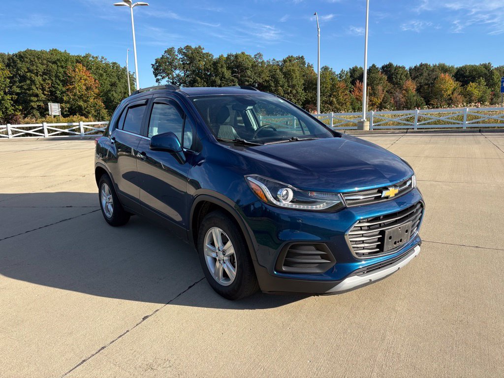 Used 2019 Chevrolet Trax LT w/ LT Convenience Package FWD image 8
