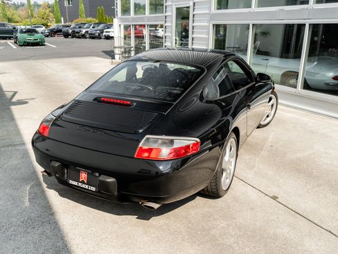 Used 2000 Porsche 911 Carrera RWD image 6