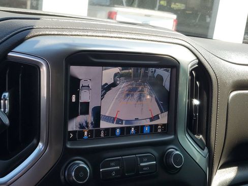 Used 2020 Chevrolet Silverado 2500 LTZ w/ LTZ Premium Package AWD/4WD image 22