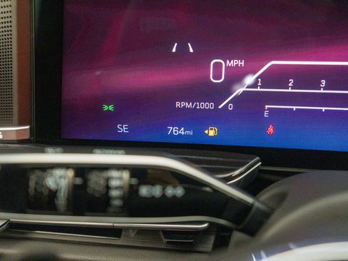 Used 2026 Cadillac Escalade Sport image 22