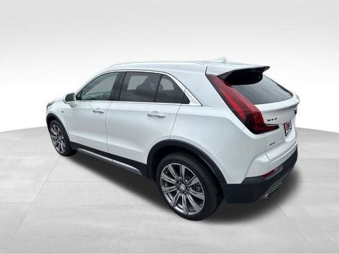 Used 2019 Cadillac XT4 Premium Luxury w/ Cold Weather Package AWD/4WD image 7