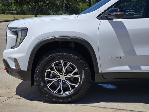 New 2026 GMC Acadia AT4 w/ Luxury Package image 5