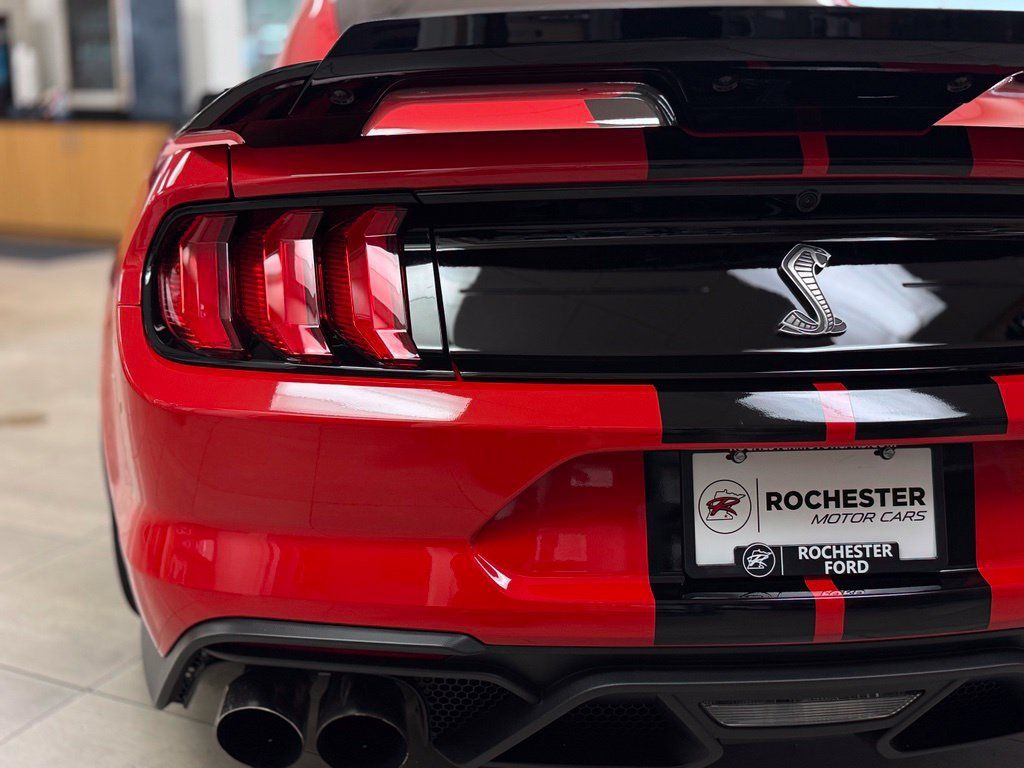 Used 2021 Ford Mustang Shelby GT500 w/ Technology Package RWD image 48