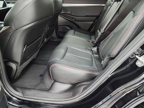 Used 2024 Jeep Wagoneer Launch Edition image 8