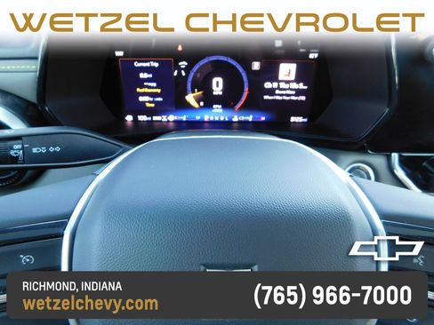 Used 2025 Chevrolet Colorado ZR2 w/ Technology Package AWD/4WD image 31
