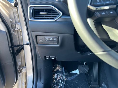 New 2025 MAZDA CX-5 AWD 2.5 S w/ Preferred Package image 22