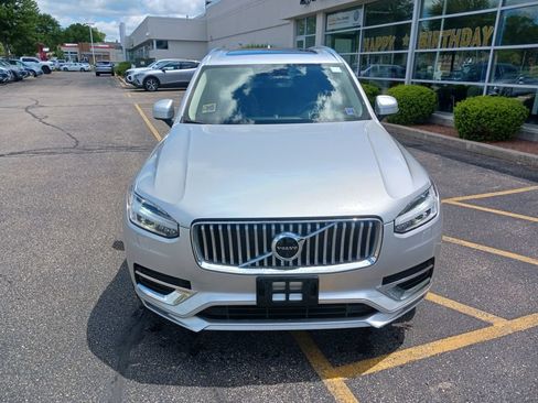 Used 2021 Volvo XC90 T6 Inscription w/ Advanced Package AWD/4WD image 3